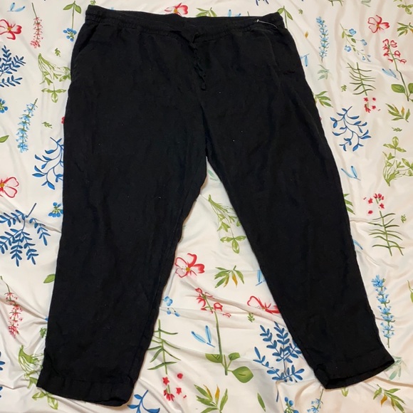 Capris - Picture 1 of 5